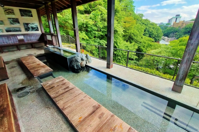 鬼怒川温泉 公営の足湯